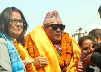 रेशम चौधरीले पार्टी छोडे