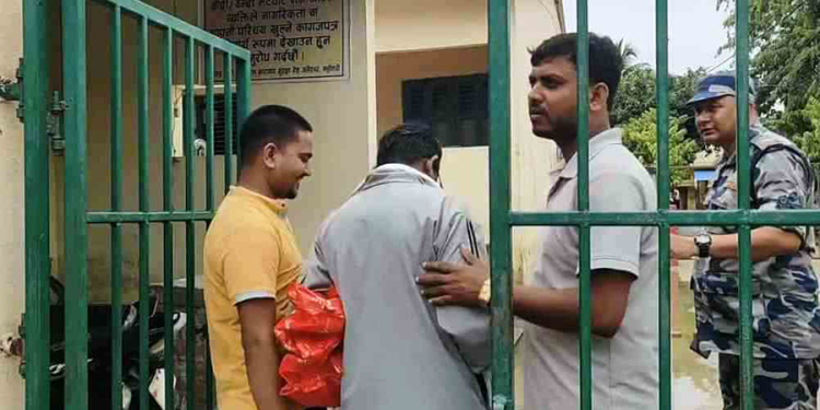 महोत्तरीको जलेश्वर कारागारबाट भागेका कैदीमध्ये २३३ फर्किए