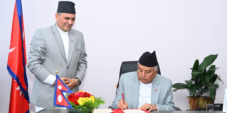 राष्ट्रपतिले गरे नागरिकता विधेयक प्रमाणीकरण