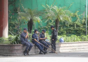 काठमाडौँको सडकमा प्रहरी पुनः ड्युटीमा