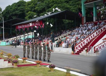 सैनिक मञ्चमा राष्ट्रय उत्साहका साथ मनाइयो संविधान दिवस