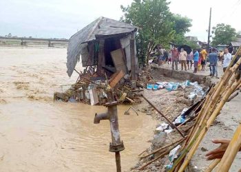इलाममा बाढी, पहिरो : दुई दिनमा १८ जनाको मृत्यु