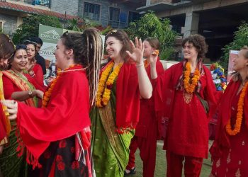 संस्कृतिको रंगमा रंगिए पोखराका पाहुना