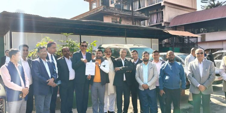 मधेश सरकार गठनविरुद्ध ७४ सांसदको रिट सर्वोच्चमा, पेसी बुधबार