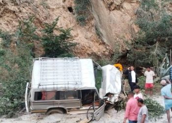 रामेछाप दुर्घटनाः चालकसहित आठ घाइते, एक महिलाको निधन