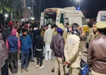 भारतको पुणेमा भीषण दुर्घटना : आठको मृत्यु, १३ जना घाइते