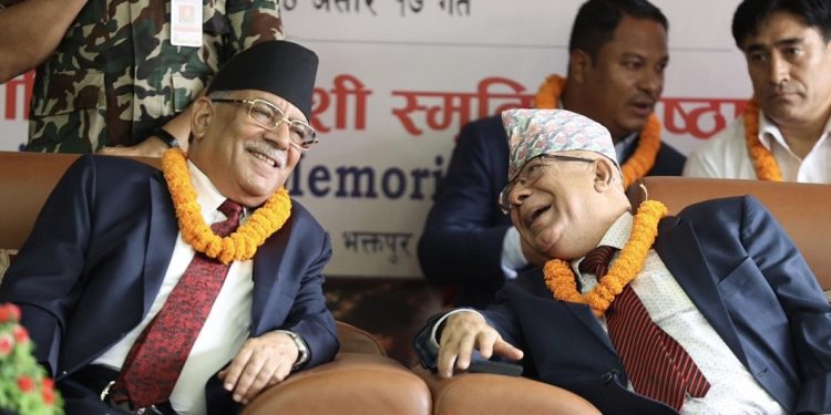 एकता नजिकिँदैः माओवादी र समाजवादी १८ गते एउटै पार्टीमा