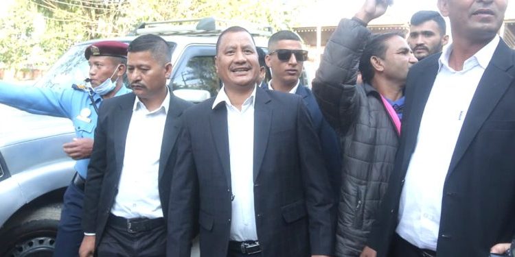 सरकार भंगदेखि संविधान पुनर्लेखनसम्म, विप्लवका १३ माग सार्वजनिक