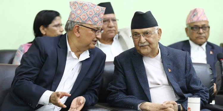 ओली र पोखरेल प्रतिस्पर्धाबीच एमालेको निर्वाचन प्रक्रिया लम्बियो