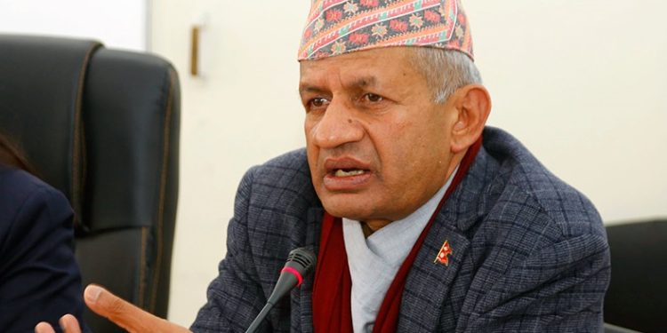 निर्णायक घडीमा ओली समूहको पक्षमा प्रदीप ज्ञवाली