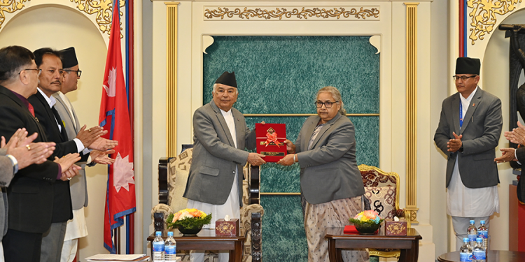 राष्ट्रपतिलाई सुरक्षा परिषद्को वार्षिक प्रतिवेदन हस्तान्तरण