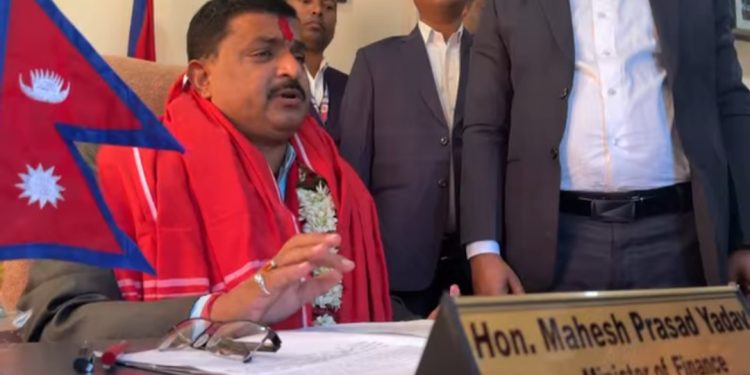 युवा–केन्द्रित स्वयंसेवक अभियानलाई बजेट सुनिश्चित : अर्थमन्त्री यादवको घोषणा