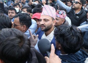 निकोलस भुसाल प्रहरीको नियन्त्रणमा