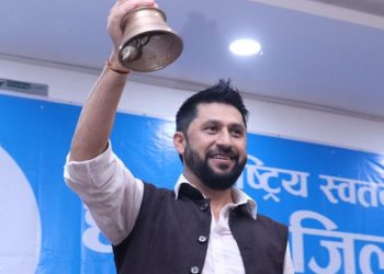रिहापछि चितवनबाट राजनीतिक गतिविधिमा फर्किँदै रवि लामिछाने