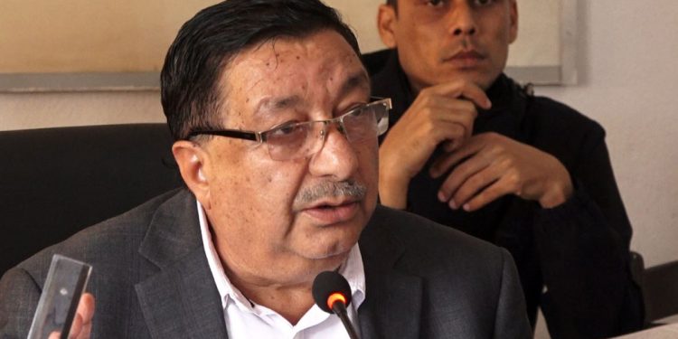 कांग्रेस नेता सन्तोष चालिसेविरुद्ध मुद्दा दायर