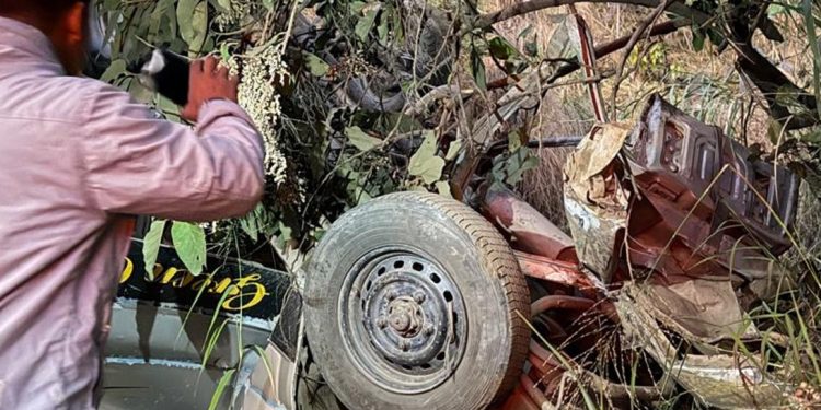 भीमफेदीको ओरालोमा सुमो अनियन्त्रित, ६ जनाको उपचारकै क्रममा मृत्यु