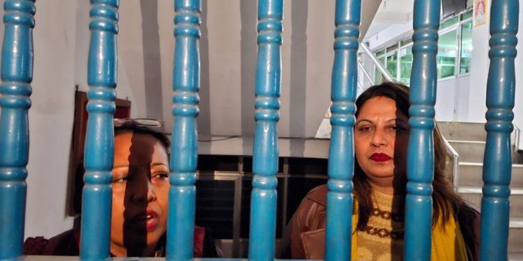 महिला सहभागिताको माग गर्दै राप्रपा कार्यालयमा आमरण अनसन