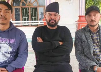 झापा-५ मा राजनीतिक तरंग : एमालेनिकट युवा नेताहरू रास्वपामा