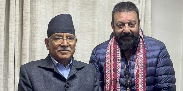 काठमाडौँमा सञ्जय दत्त र प्रचण्डबीच आत्मीय भेटघाट