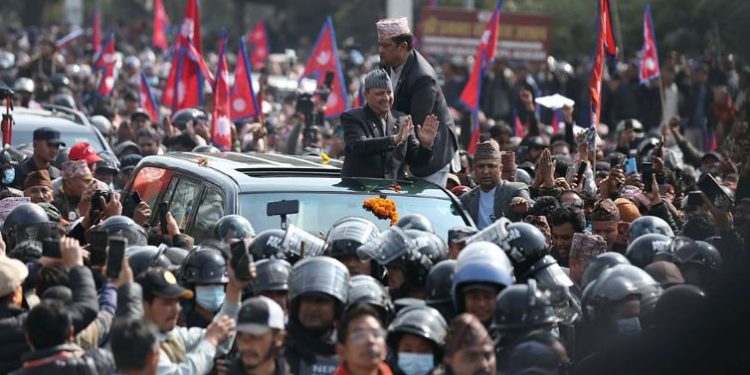 निषेधाज्ञाबीच विमानस्थलमा पूर्वराजाको स्वागत