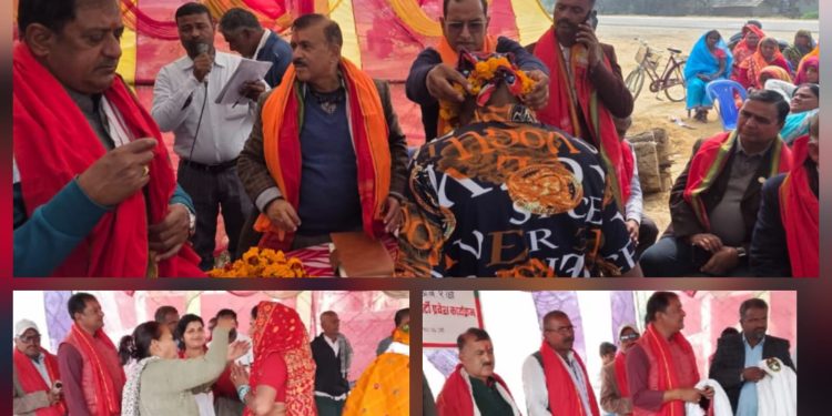 एमालेको किल्लामा दरार: बडहरीका १०७ कार्यकर्ता कांग्रेसमा समाहित