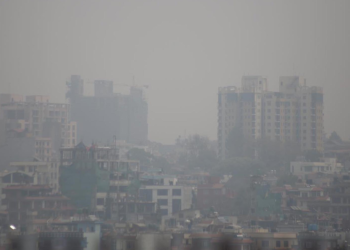 प्रदूषणको चपेटामा काठमाडौँ, बाहिर ननिस्कन सुझाव