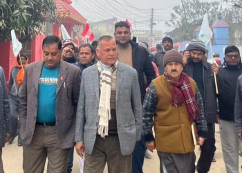 प्रतिनिधिसभा उम्मेदवार महेन्द्र यादवद्वारा लक्ष्मीनिया-७ मा घरदैलो