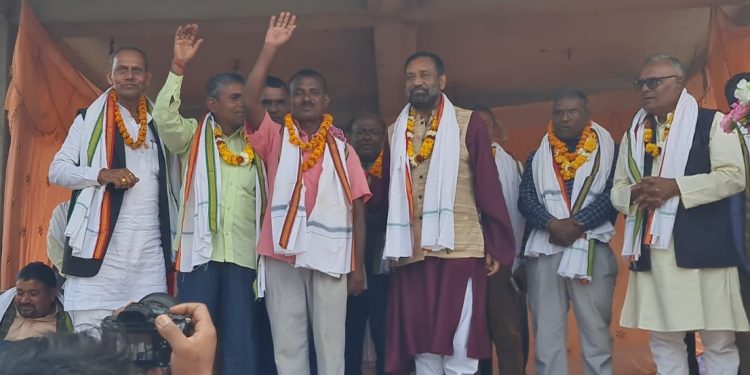 धनौजीमा कांग्रेस बलियो बन्दै, निधिलाई समर्थन बढ्दो