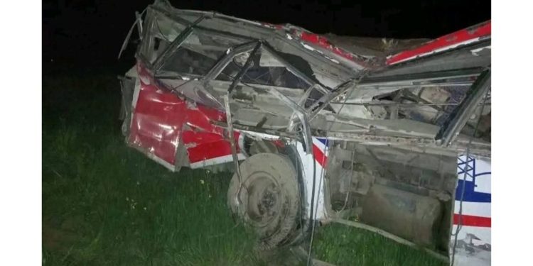 बैतडी बस दुर्घटनामा १३ मृतक, ३४ घाइते