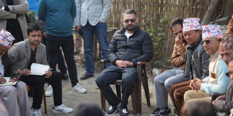 सुकुमबासीसँग बालेनको संवाद, लालपुर्जा प्रणाली सुधार्ने प्रतिबद्धता