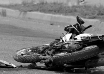 सवारी दुर्घटना : दुई युवकको मृत्यु, एक उपचाररत