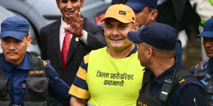 सर्वोच्च अदालतको आदेशमा प्रसाईं रिहा