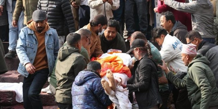 नेपाली कला क्षेत्र शोकमा : सुनिल थापालाई अन्तिम विदाइ