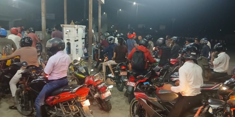 आयल निगमद्वारा इन्धनको भाउ बढ्यो