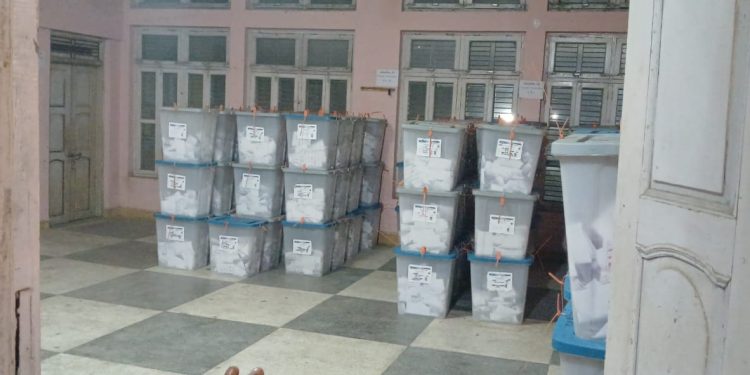 धनुषा-३ का मतपेटिका संकलन पुरा, सर्वदलीय बैठकपछि मतगणना सुरु हुने