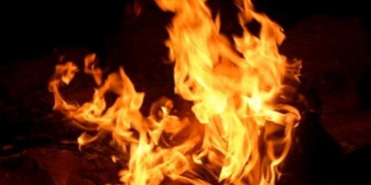 डेन्टल विभागमा आगलागीपछि लाखौँको क्षति