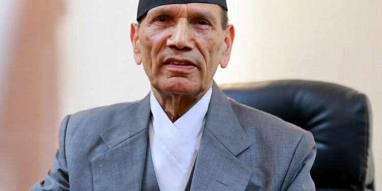 १० हजारसम्म नेपालीको उद्धार हवाईमार्ग, पानीजहाज प्रयोग : परराष्ट्रमन्त्री शर्मा