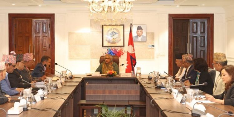 जेनजी प्रतिवेदनपछि सरकारको पहिलो बैठक सुरु