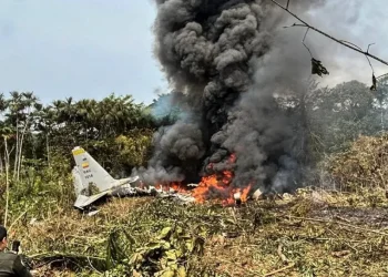 कोलम्बियामा उडानपछि तुरुन्तै दुर्घटना, ६६ सैनिकको मृत्यु