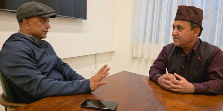 राजीनामा उचित होइन-विश्वप्रकाशको प्रस्ताव