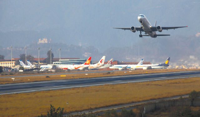 मतदानका दिन आन्तरिक उडान सुचारु, संख्या घट्न सक्ने