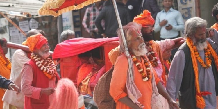 मधेसमा उत्सवको माहोल : मिथिला माध्यमिकी परिक्रमा जनकपुरधाममा