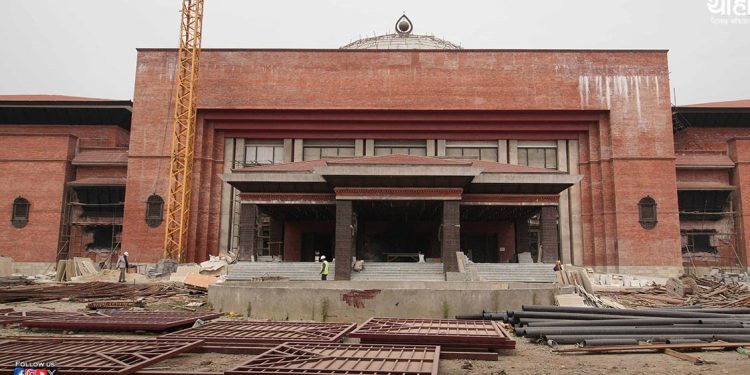 नयाँ सरकारका लागि नयाँ संसद भवन निर्माण हुँदै (तस्वीरहरू)