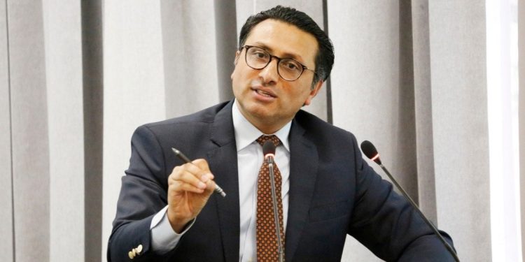 सांसदको रूपमा सुशासन र सुधारमा इमानदार रहने प्रतिबद्धता : स्वर्णिम वाग्ले