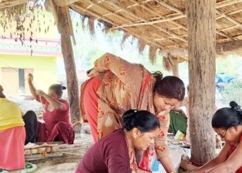 सीप सिकेर स्वरोजगारतर्फ महिलाको कदम