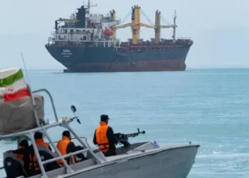 इरानको घोषणा : होर्मुज जलघाँटी पूर्ण रूपमा खुला