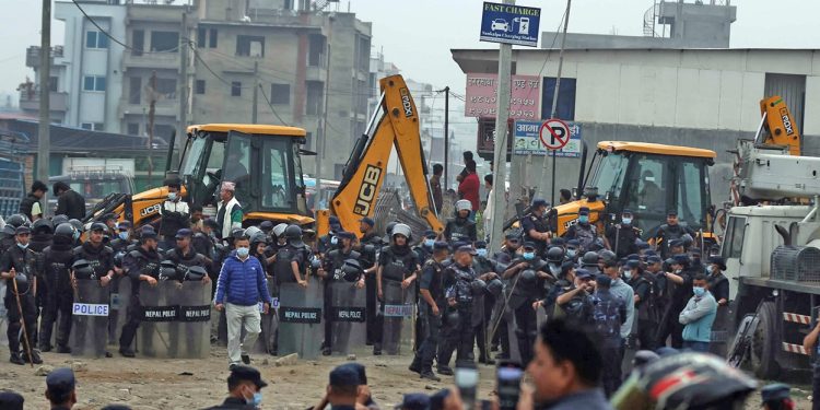 सुकुमवासी बस्ती हटाउन कडा सुरक्षा, मनोहरामा पुनः प्रयास