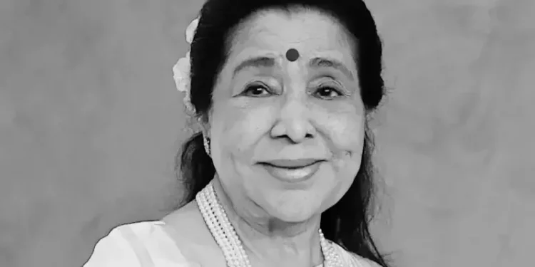 महान् पार्श्वगायिका आशा भोसलेको ९२ वर्षमा निधन