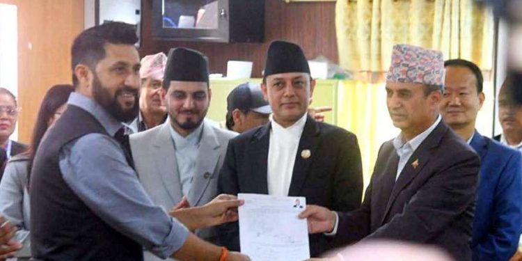 सभामुखमा डीपी अर्यालको उम्मेदवारी दर्ता