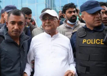 परिवारको जिम्मामा ओली, स्वास्थ्य निगरानी जारी